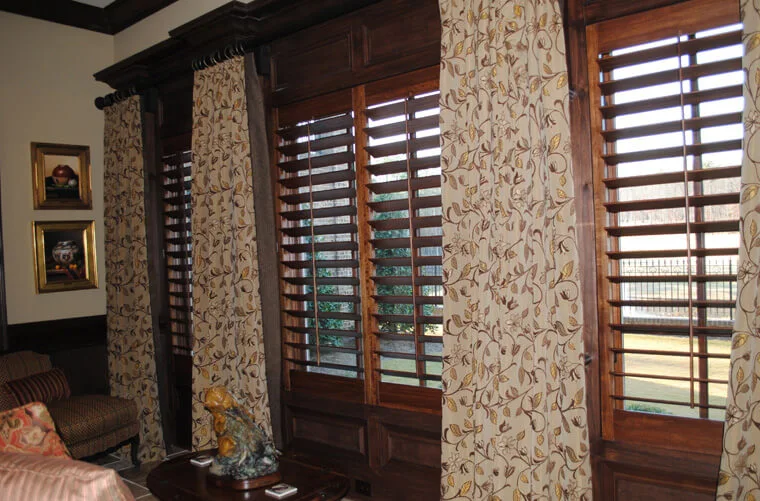 plantation_shutters