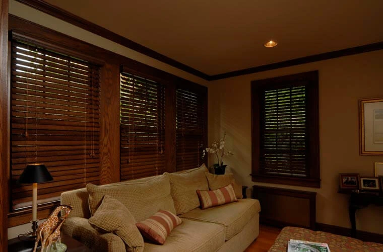 timber_venetian_blinds