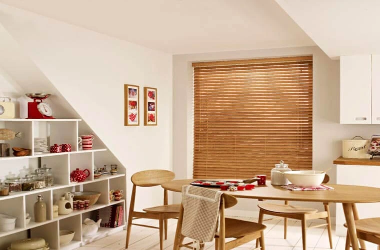timber_venetian_blinds
