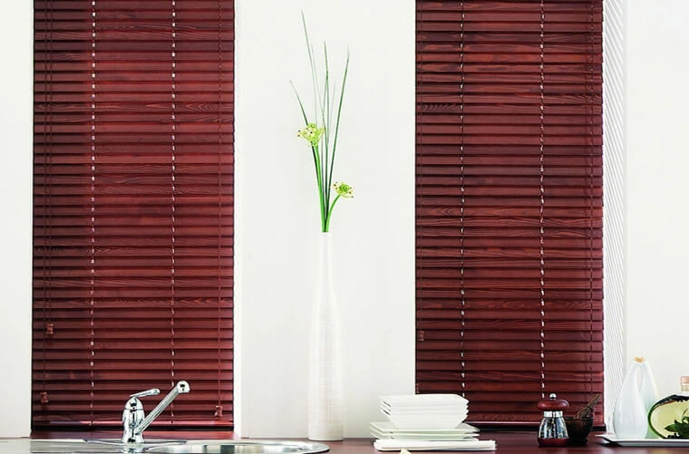timber_venetian_blinds
